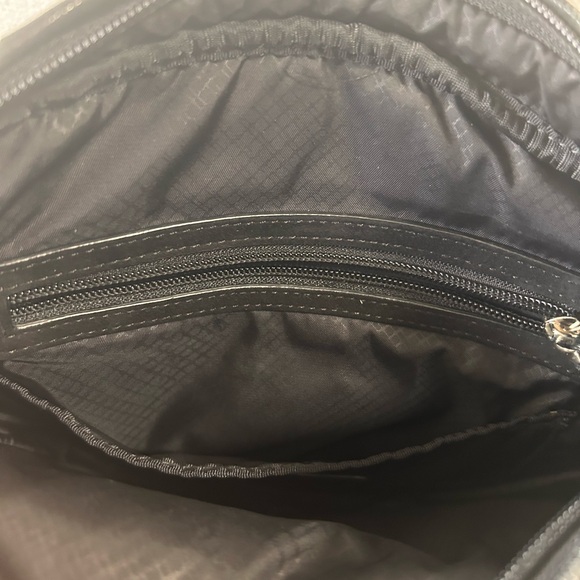 Tumi Black Leather and Suede Men's Messenger Shoulder Bag - Picture 7 of 12